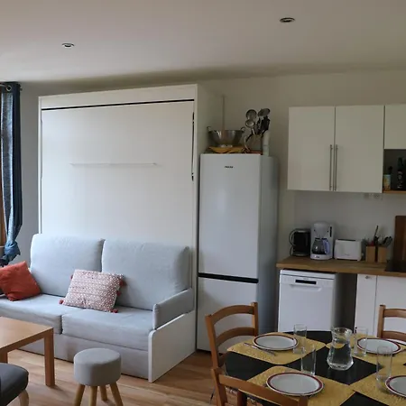 La Maison Pontonniere *